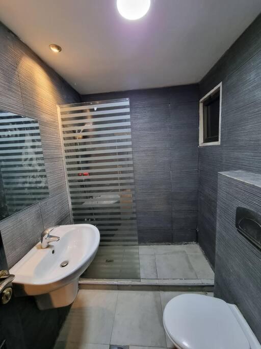 Deir Ghbar 3 Rooms Apart 암만 외부 사진